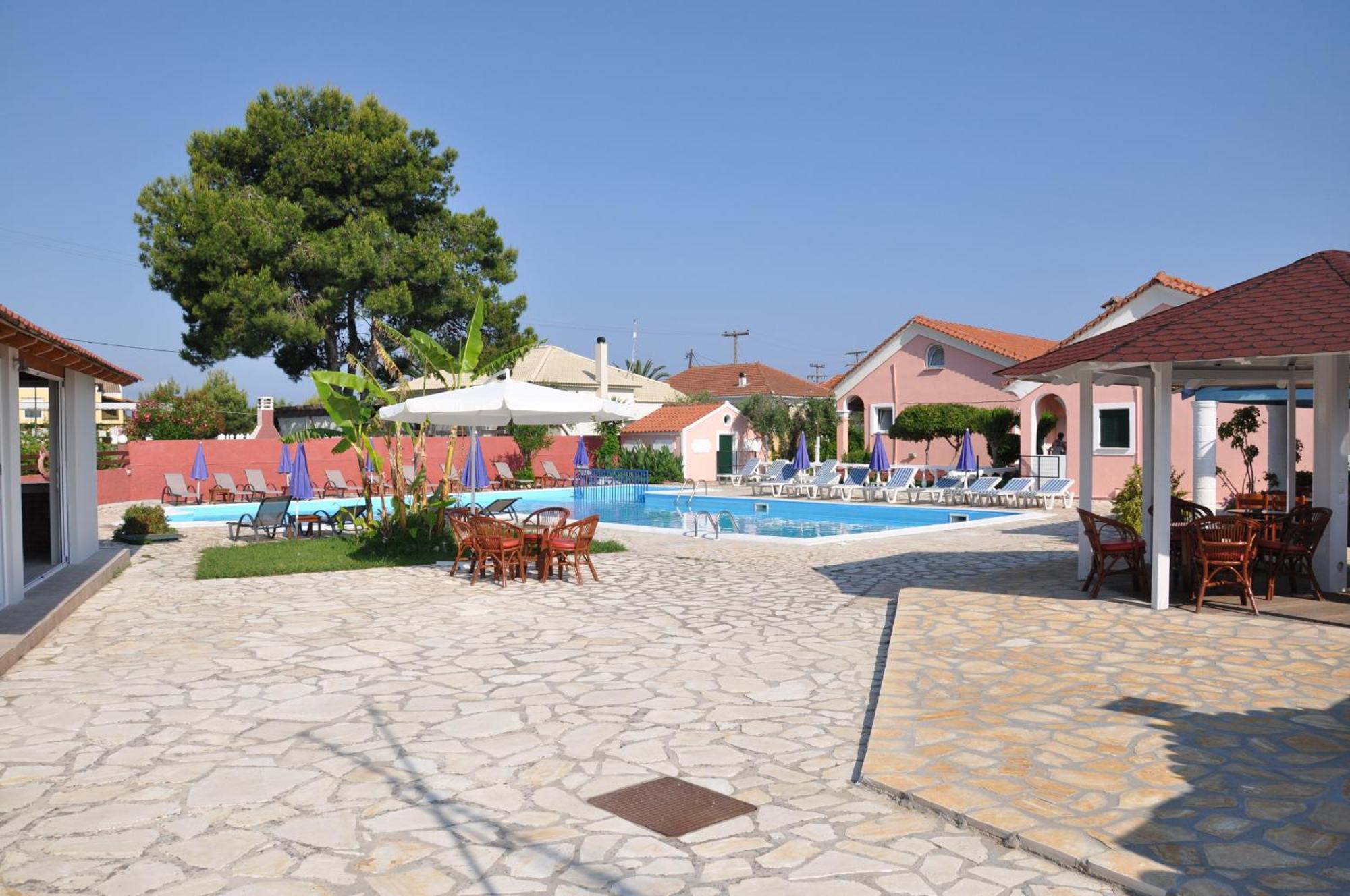 Aparthotel Tassos 2*