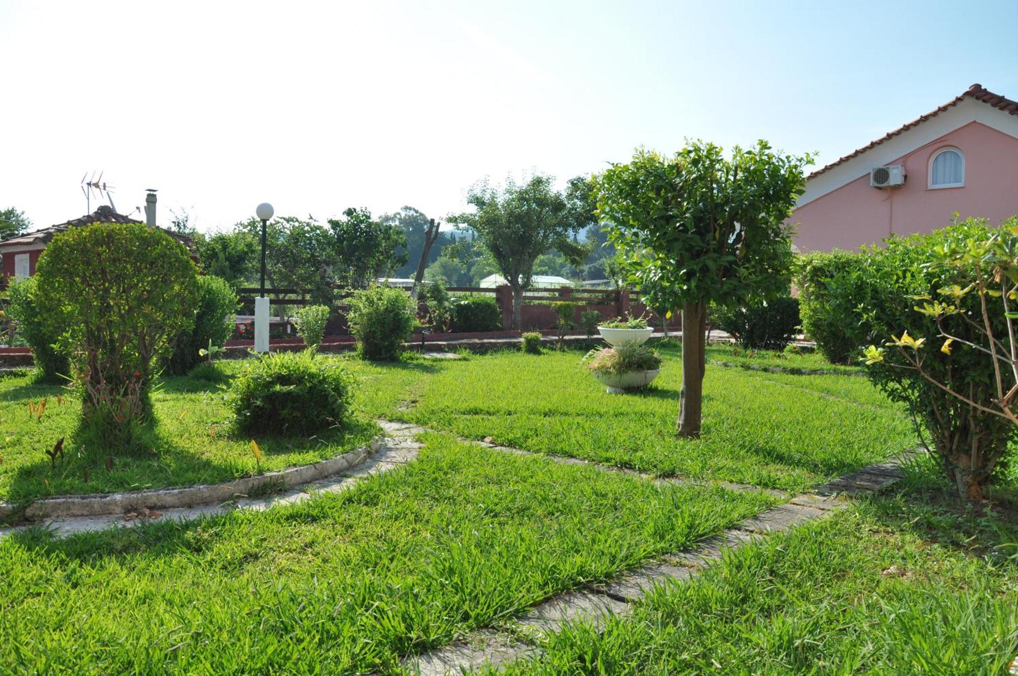 Aparthotel Tassos