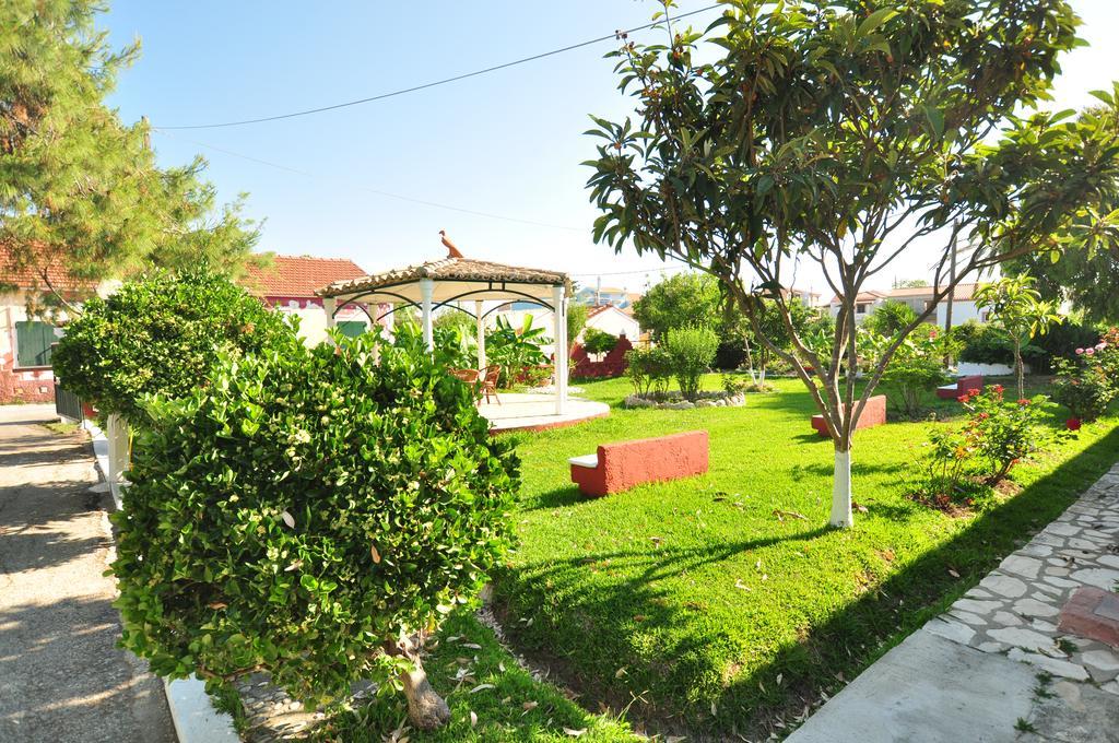 Tassos Aparthotel 2*